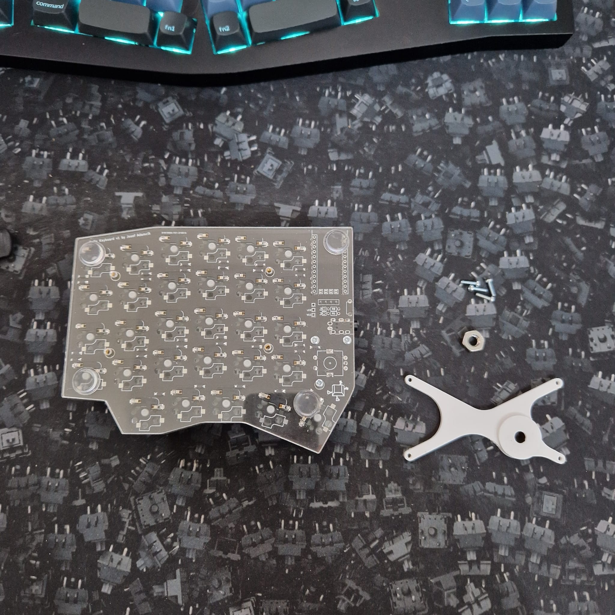 3D Printed Tenting Adapters - Mechboards