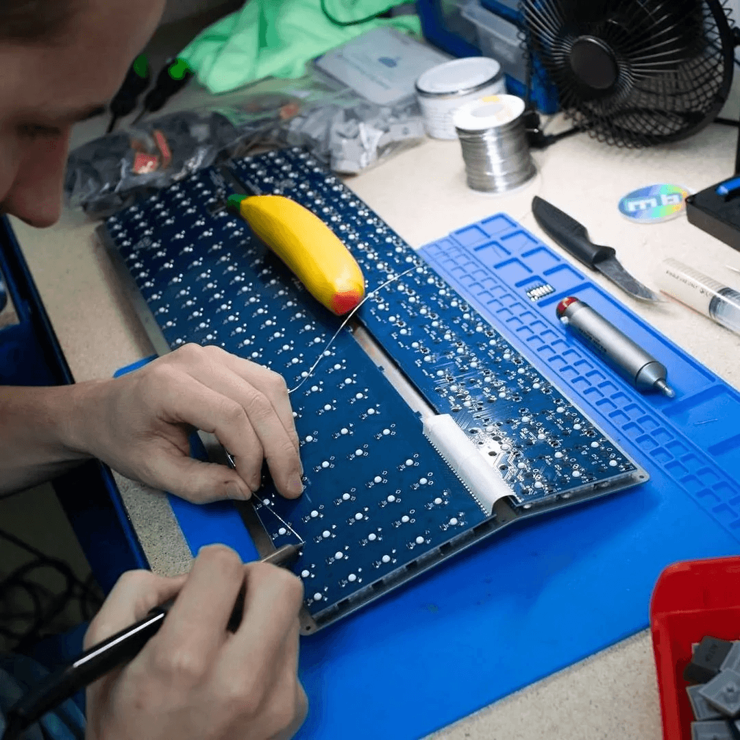 MIll-Max Service - Mechboards